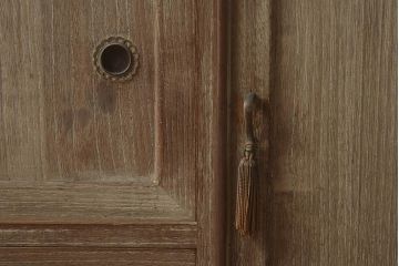 アンティーク家具　和製アンティーク　桐材　温かみのある木味の箪笥ローボード(戸棚、和タンス)(R-040720)