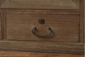 アンティーク家具　和製アンティーク　桐材　温かみのある木味の箪笥ローボード(戸棚、和タンス)(R-040720)