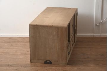 アンティーク家具　和製アンティーク　桐材　温かみのある木味の箪笥ローボード(戸棚、和タンス)(R-040720)