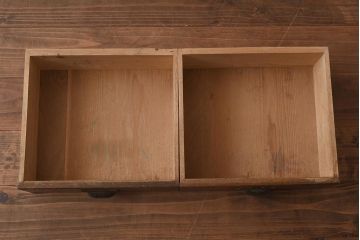 レトロ家具　大正ロマン　栓材　扉の透かしが上品な本箱(ブックケース、収納棚、キャビネット)(R-040721)