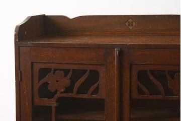 レトロ家具　大正ロマン　栓材　扉の透かしが上品な本箱(ブックケース、収納棚、キャビネット)(R-040721)