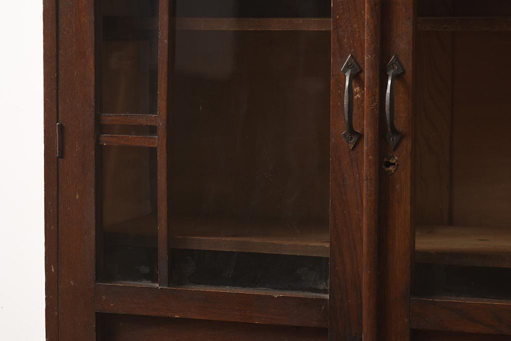 レトロ家具　大正ロマン　栓材　扉の透かしが上品な本箱(ブックケース、収納棚、キャビネット)(R-040721)