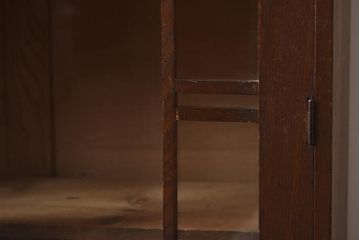 レトロ家具　大正ロマン　栓材　扉の透かしが上品な本箱(ブックケース、収納棚、キャビネット)(R-040721)