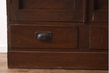 レトロ家具　大正ロマン　栓材　扉の透かしが上品な本箱(ブックケース、収納棚、キャビネット)(R-040721)