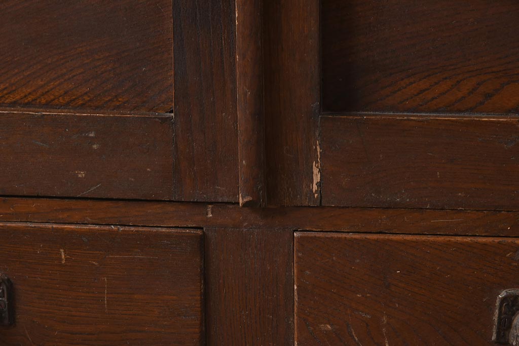 レトロ家具　大正ロマン　栓材　扉の透かしが上品な本箱(ブックケース、収納棚、キャビネット)(R-040721)