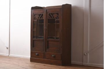 レトロ家具　大正ロマン　栓材　扉の透かしが上品な本箱(ブックケース、収納棚、キャビネット)(R-040721)