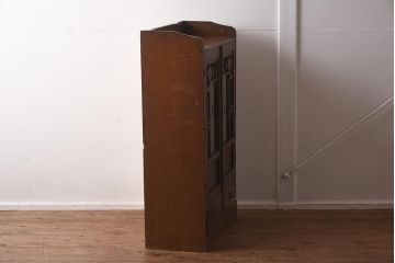 レトロ家具　大正ロマン　栓材　扉の透かしが上品な本箱(ブックケース、収納棚、キャビネット)(R-040721)