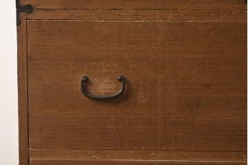 レトロ家具　前面桐材　柔らかでレトロな雰囲気の三段重ね箪笥(和タンス、衣装箪笥、チェスト、桐箪笥、桐たんす)(R-040722)