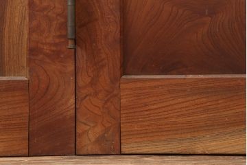 アンティーク家具　和製アンティーク　大正昭和初期　激レア　両開き　美しい杢目の総ケヤキ材でつくられた折り戸1対(親子ドア、木製ドア、扉)(R-040727)