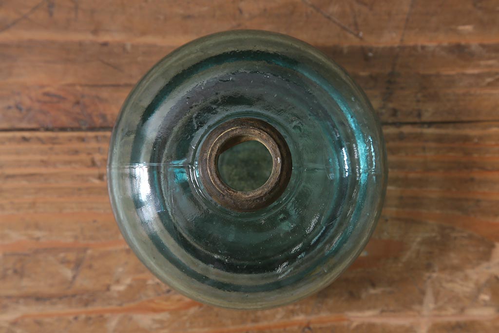 アンティーク雑貨　3分芯　台座付き　薄い青色油壺がおしゃれなオイルランプ(石油ランプ、座敷ランプ)(R-040728)