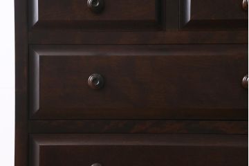 中古　北海道民芸家具　洗練されたデザインが魅力のスリムなチェスト(引き出し、タンス)(R-040729)