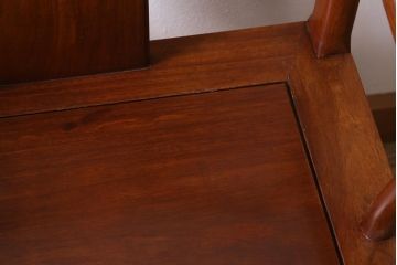 ヴィンテージ家具　カリン材　螺鈿象嵌　高級感漂う上品な佇まいが魅力のアームチェア(板座チェア、椅子、ビンテージ、花梨材)(R-040730)