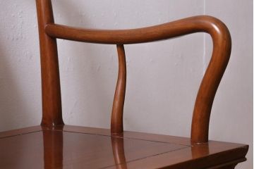ヴィンテージ家具　カリン材　螺鈿象嵌　高級感漂う上品な佇まいが魅力のアームチェア(板座チェア、椅子、ビンテージ、花梨材)(R-040731)