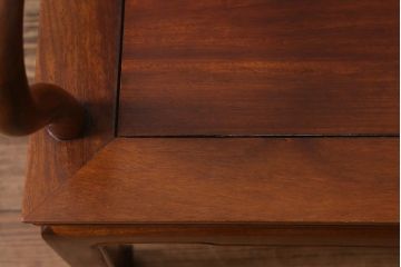 ヴィンテージ家具　カリン材　螺鈿象嵌　高級感漂う上品な佇まいが魅力のアームチェア(板座チェア、椅子、ビンテージ、花梨材)(R-040731)