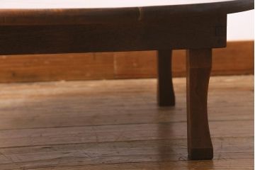 レトロ家具　昭和初期　栓材　温かみのある素朴な雰囲気が魅力の丸ちゃぶ台(折りたたみテーブル、座卓、ローテーブル)(R-040734)