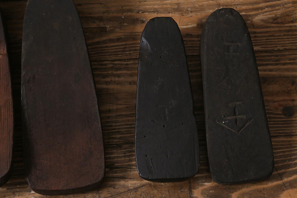 アンティーク雑貨　南会津　やまげんぺい木型(古民具、わらじ、草履)(R-040754)