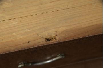 アンティーク家具　昭和初期　動きのある杢目が魅力的な箪笥ローチェスト(引き出し、タンス)(R-040761)