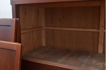 和製アンティーク　前面ケヤキ材　重厚感のある佇まいが魅力的な重ね収納棚(水屋箪笥、収納箪笥、キャビネット)(R-040762)