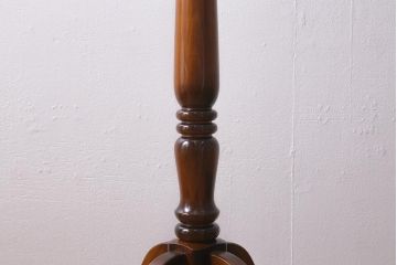 中古　カリモク家具(karimoku)　コロニアルシリーズ　クラシカルな佇まいが魅力のポールハンガー(ポールスタンド)(定価約4万3千円)(R-040771)
