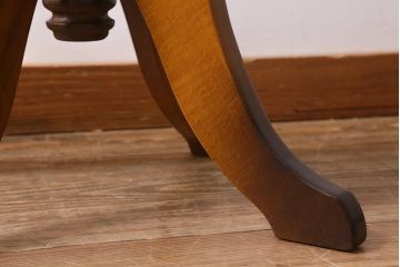 中古　カリモク家具(karimoku)　コロニアルシリーズ　クラシカルな佇まいが魅力のポールハンガー(ポールスタンド)(定価約4万3千円)(R-040771)