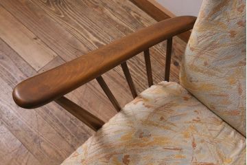 ヴィンテージ家具　ERCOL(アーコール)　エバーグリーン　エレガントな雰囲気漂う1人掛けイージーチェア(ラウンジチェア、アームチェア、椅子、ソファ、ビンテージ)(R-040772)