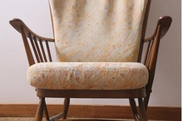 ヴィンテージ家具　ERCOL(アーコール)　エバーグリーン　エレガントな雰囲気漂う1人掛けイージーチェア(ラウンジチェア、アームチェア、椅子、ソファ、ビンテージ)(R-040772)