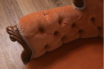 アンティーク家具　イギリスアンティーク　マホガニー材　風格を備えたフォルムが魅力的なシェーズロング(ソファ、カウチソファ)(R-040778)