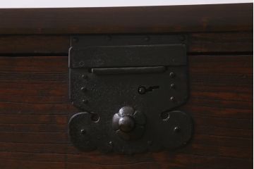 アンティーク家具　明治期　脚付きリメイク　総桐材の上質な箪笥ローボード(衣装箪笥、チェスト、引き出し、リビングボード、和タンス、桐箪笥、桐たんす)(R-040779)