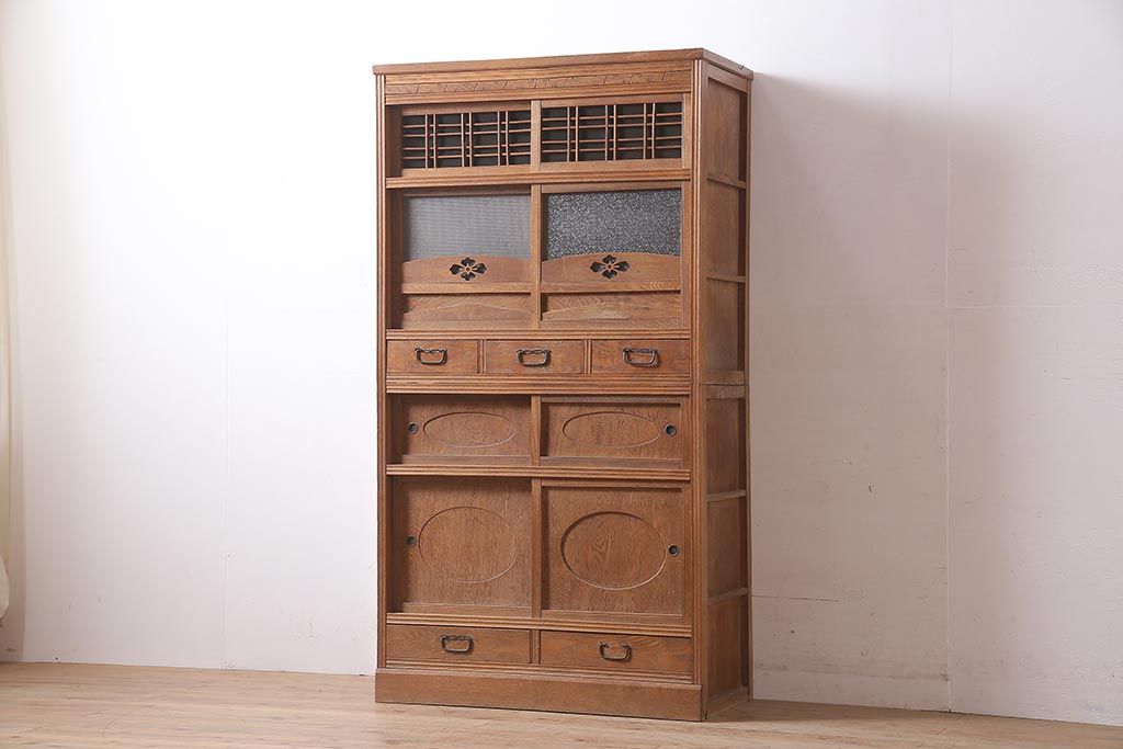 アンティーク家具　昭和初期　京都産　上品さとレトロな雰囲気を併せ持つ重ね戸棚(キャビネット、食器棚、収納棚)(R-040788)