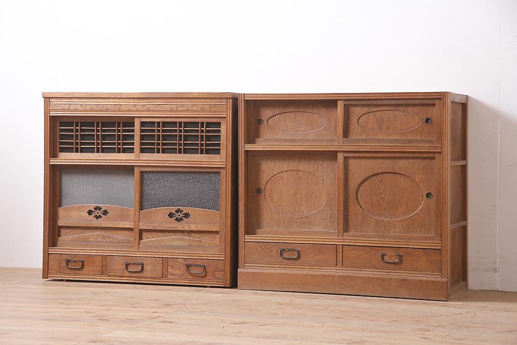 アンティーク家具　昭和初期　京都産　上品さとレトロな雰囲気を併せ持つ重ね戸棚(キャビネット、食器棚、収納棚)(R-040788)