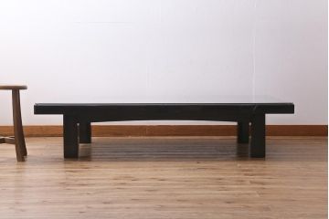 中古　輪島塗　小西啓介作　沈金　ふわふわと舞う種子が美しいガラス天板付きの座卓(定価約118万円)(ローテーブル)(R-040789)