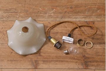 イギリスヴィンテージ照明　上品なフリルシェードのペンダントライト(ランプシェード、天井照明、ビンテージ)(R-040802)