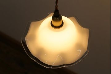 イギリスヴィンテージ照明　上品なフリルシェードのペンダントライト(ランプシェード、天井照明、ビンテージ)(R-040806)