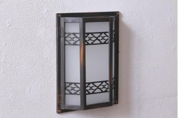 アンティーク雑貨　昭和初期　すりガラス入り　レトロモダンな壁掛け照明カバー(ウォールランプカバー)(R-040822)