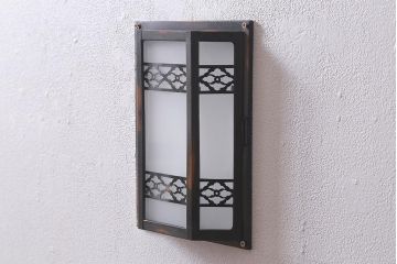 アンティーク雑貨　昭和初期　すりガラス入り　レトロモダンな壁掛け照明カバー(ウォールランプカバー)(R-040822)