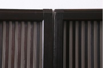 アンティーク建具　昭和初期　レトロな模様が入ったガラスが魅力の格子戸3枚セット(引き戸、ガラス帯戸)(R-040829)