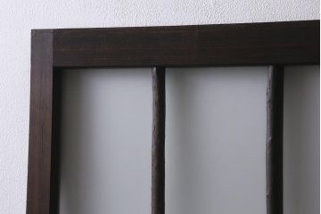 アンティーク建具　昭和中期　すりガラス入り　木の風合いが楽しめる個性的なガラス戸1枚(引き戸)(R-040830)
