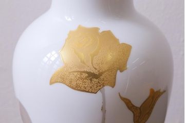 未使用　大倉陶園(オークラ)　箱付き　金蝕バラ　28cm　花器(花瓶)(R-040833)
