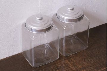 アンティーク雑貨　昭和レトロ　アルミ蓋　角型ガラスビン(ガラス瓶、キャニスター)(R-040836)