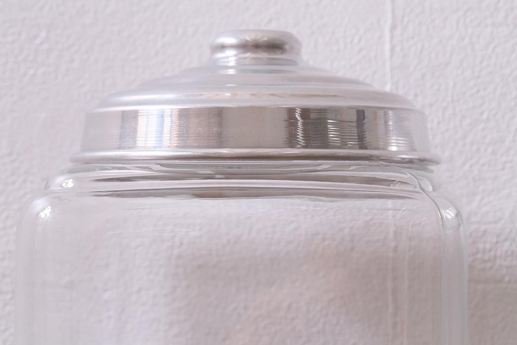 アンティーク雑貨　昭和レトロ　アルミ蓋　角型ガラスビン(ガラス瓶、キャニスター)(R-040836)