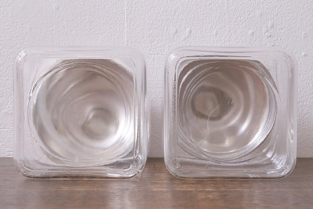 アンティーク雑貨　昭和レトロ　アルミ蓋　角型ガラスビン(ガラス瓶、キャニスター)(R-040836)