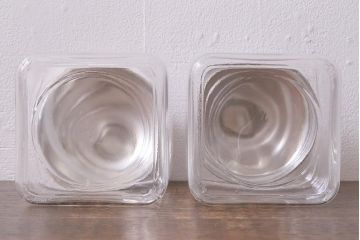 アンティーク雑貨　昭和レトロ　アルミ蓋　角型ガラスビン(ガラス瓶、キャニスター)(R-040836)