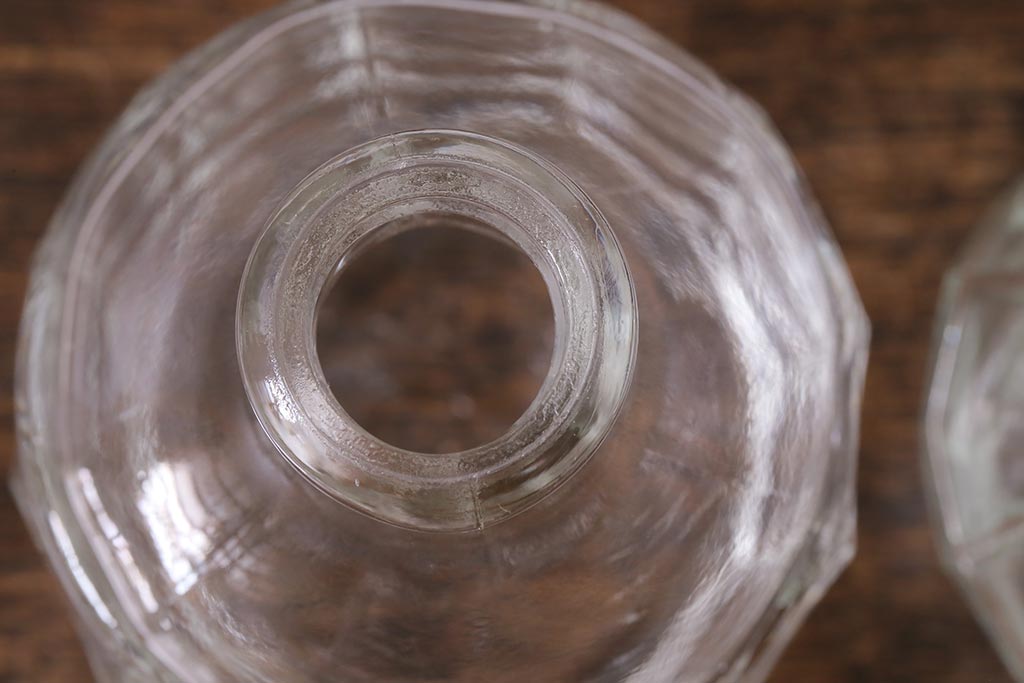 アンティーク雑貨 レトロなガラス調味料入れ2個セット(醤油差し、クルエット、醤油瓶、ガラスビン)(R-040842)