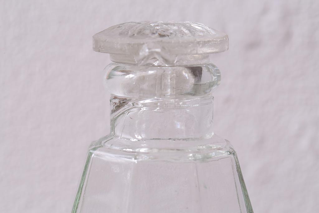 アンティーク雑貨 レトロなガラス調味料入れ2個セット(醤油差し、クルエット、醤油瓶、ガラスビン)(R-040842)