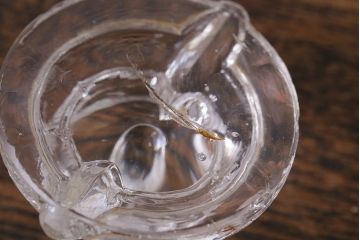 アンティーク雑貨　レトロなガラス調味料入れ2個セット(醤油差し、クルエット、醤油瓶、ガラスビン)(R-040842)
