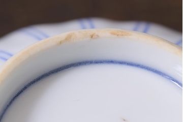 和製アンティーク　江戸期　染付　花の形が魅力的な菊図小鉢2枚セット(向付、小皿、深皿)(R-040845)