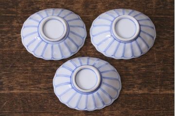 アンティーク雑貨　江戸期　染付　菊図　豆皿3枚セット(和食器)(R-040847)