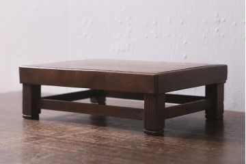 アンティーク雑貨　明治大正期　ケヤキ材　味わい深い杢目が魅力の花台(飾り台)(R-040855)