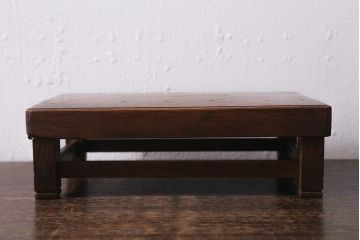 アンティーク雑貨　明治大正期　ケヤキ材　味わい深い杢目が魅力の花台(飾り台)(R-040855)