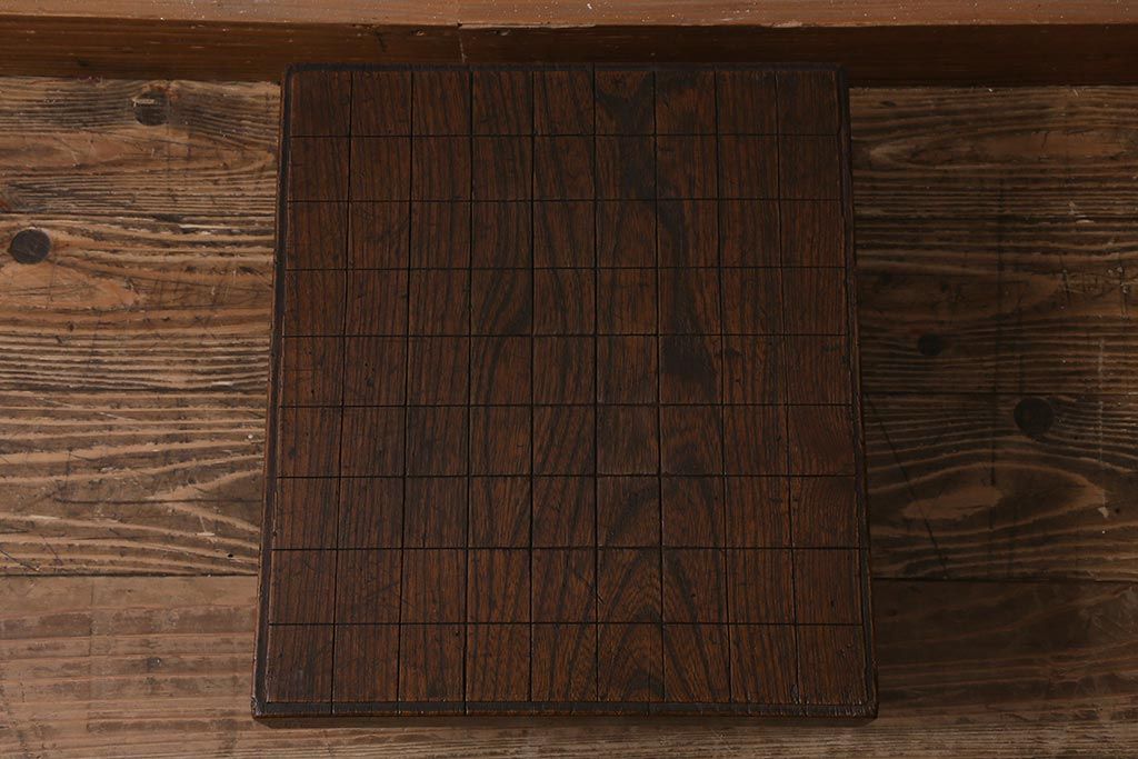 アンティーク雑貨　古民具　明治大正期　古い趣が貫禄漂う将棋盤(飾り台、花台)(R-040856)